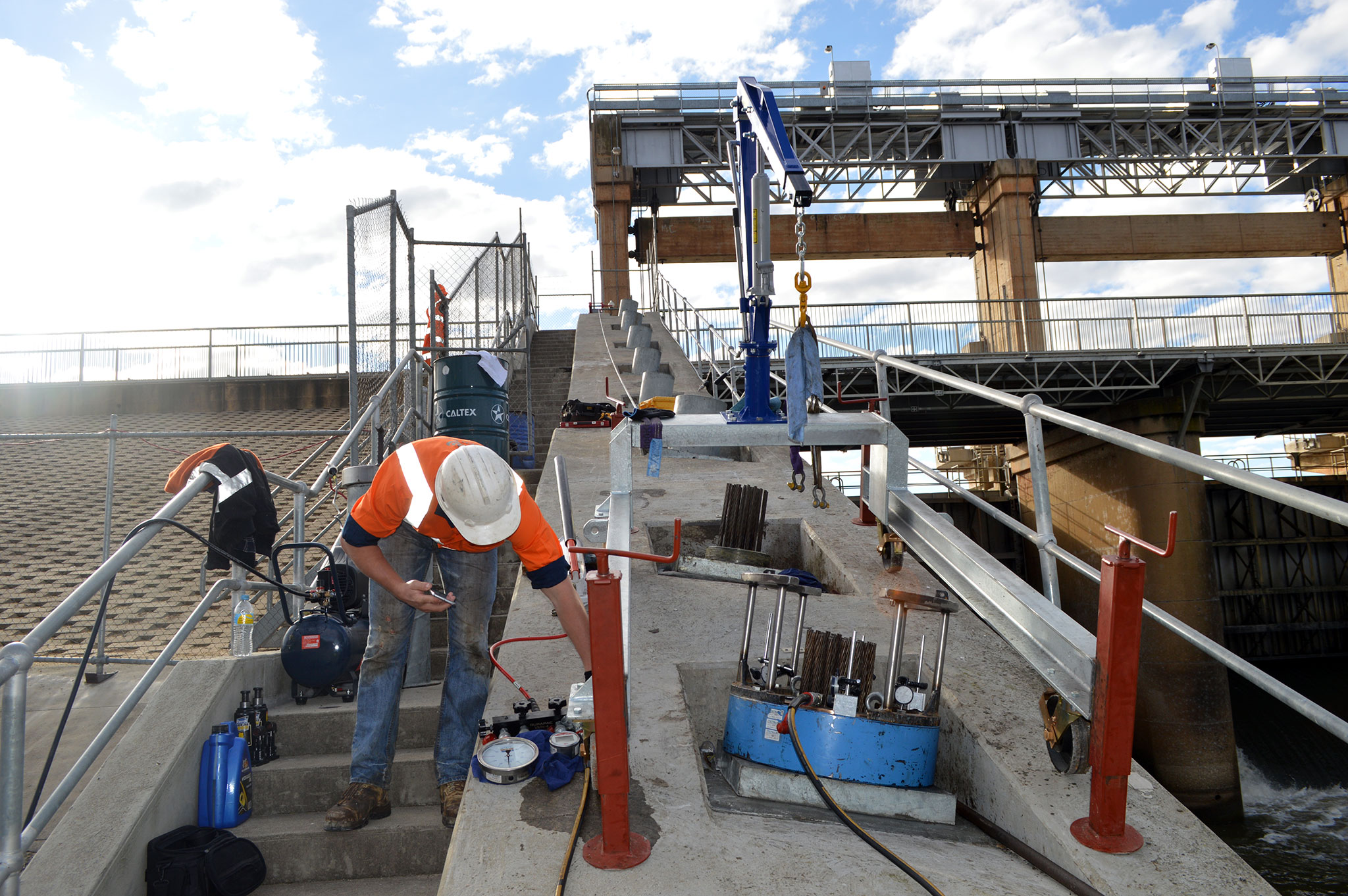 Anchor Inspection & lift off testing